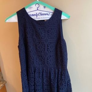 Loft size 4 lace dress with lining, hits at the knee